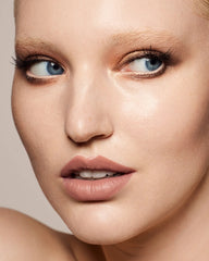 Stunna Lip Paint Longwear Fluid Lip Color — Unbutton