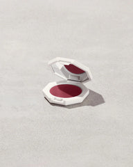 Cheeks Out Freestyle Cream Blush — Riri