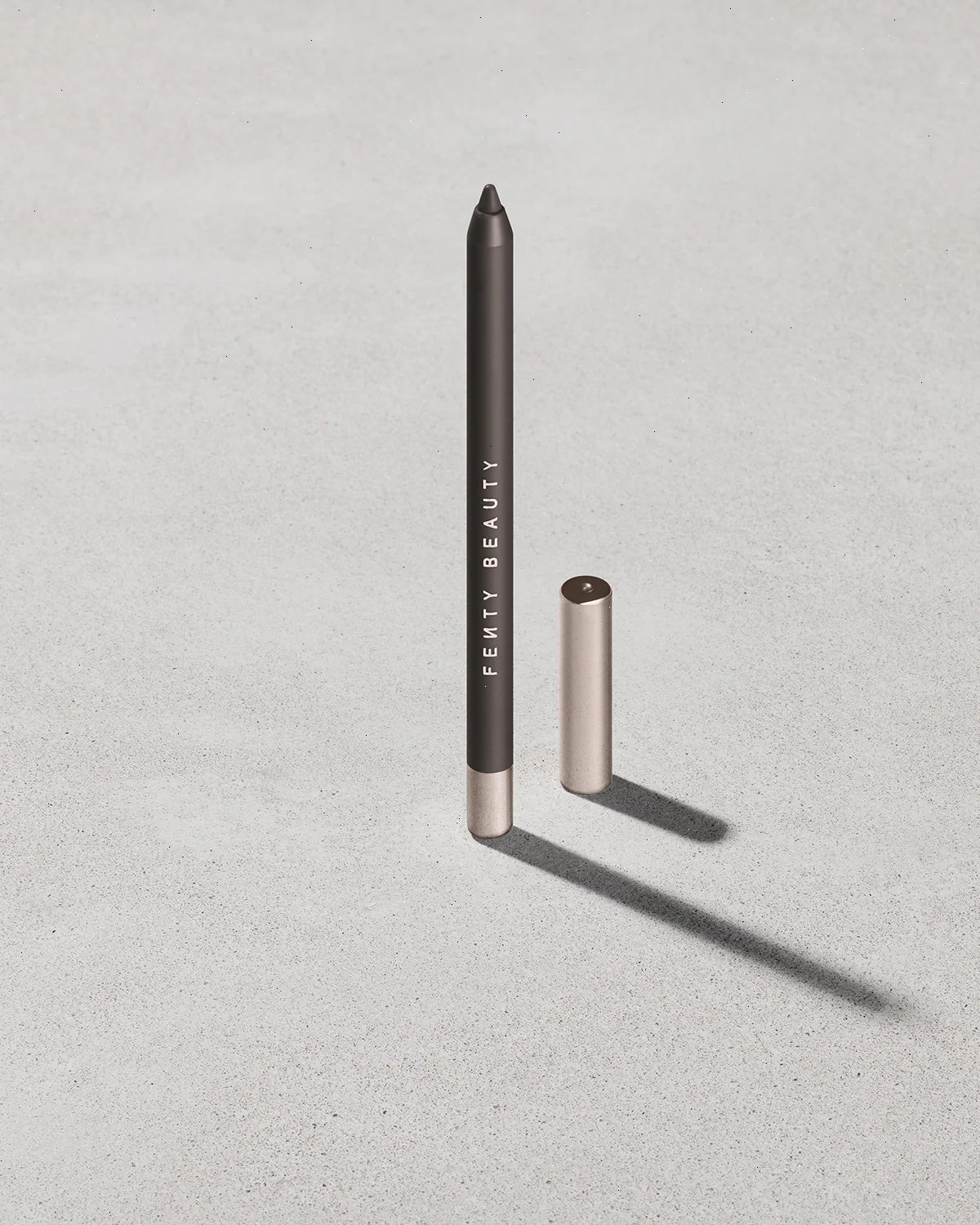 Trace'd Out Longwear Waterproof Pencil Lip Liner — Coal Blooded