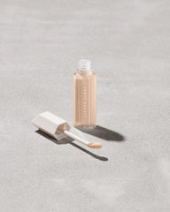 We're Even Hydrating Longwear Concealer — 160W