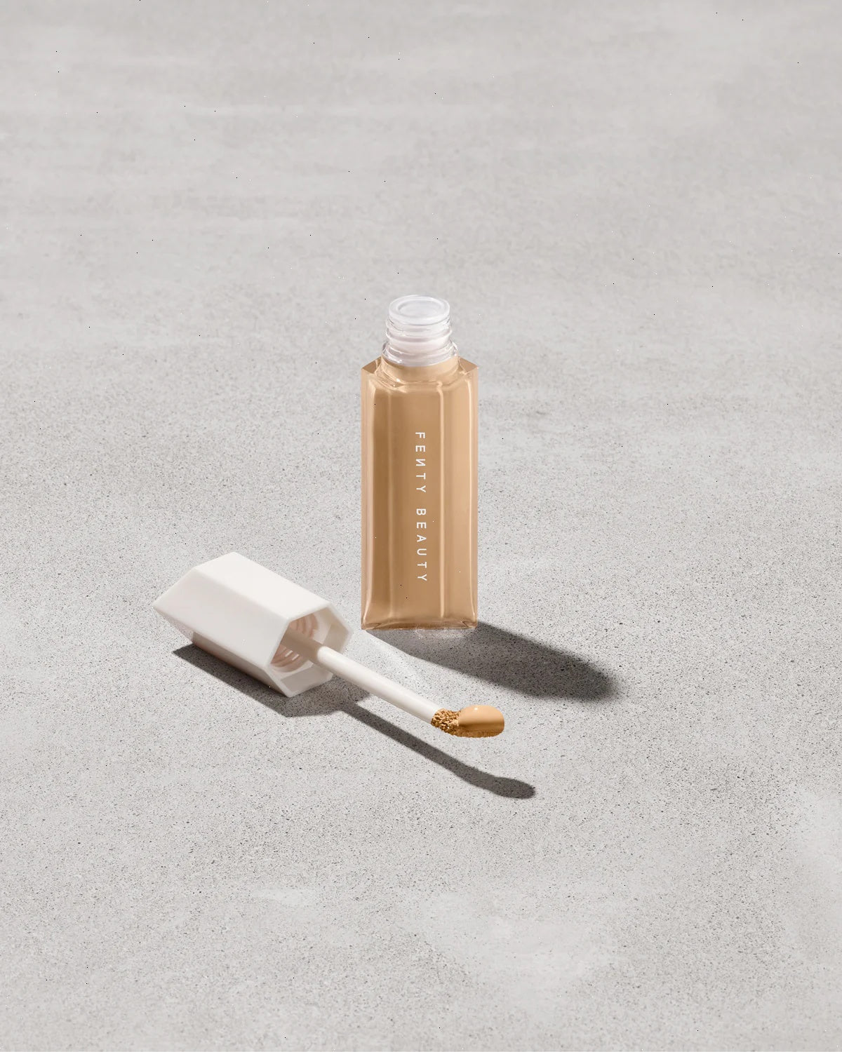 We're Even Hydrating Longwear Concealer — 235W