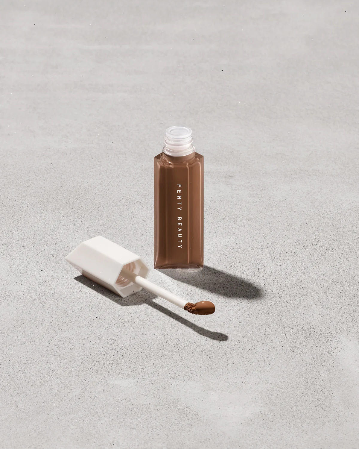 We're Even Hydrating Longwear Concealer — 450N