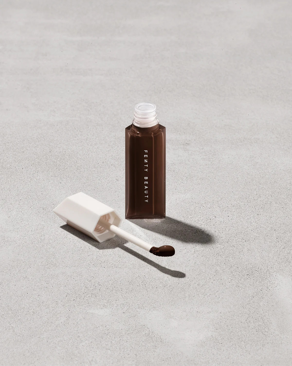 We're Even Hydrating Longwear Concealer — 498N